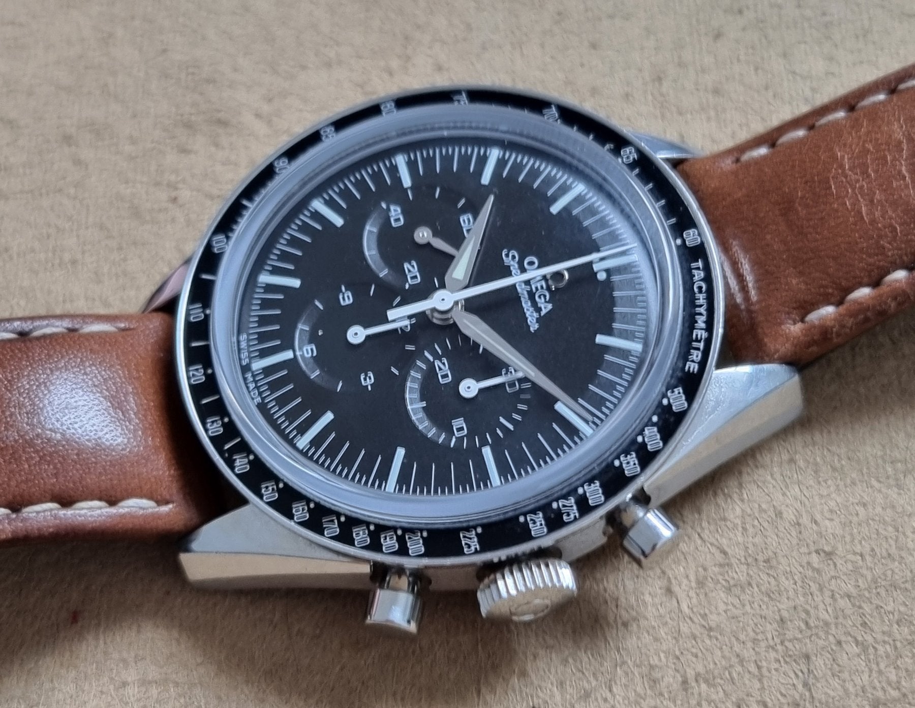 Omega - Speedmaster - 311.32.40.30.01.001 - Hombre - 2000 - 2010