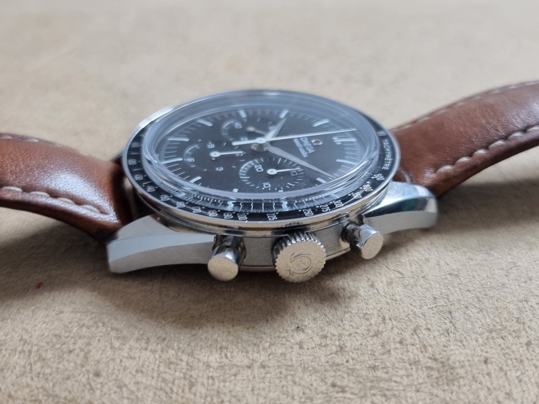 Omega - Speedmaster - 311.32.40.30.01.001 - Hombre - 2000 - 2010